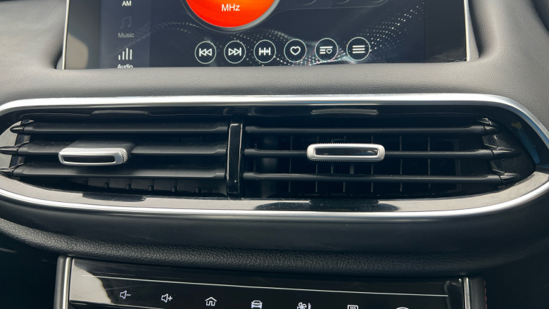 MG Hs 1.5 T-GDI Excite 5dr Petrol Hatchback